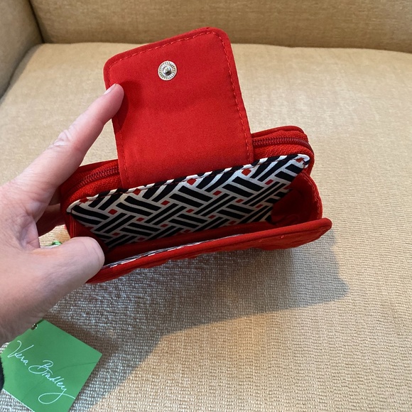 Vera Bradley Smartphone Wristlet - Picture 5 of 8